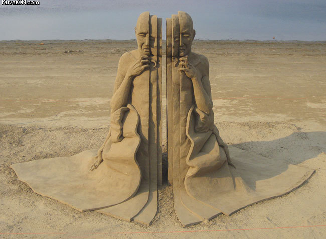 funny pictures - Page 2 Sand_art