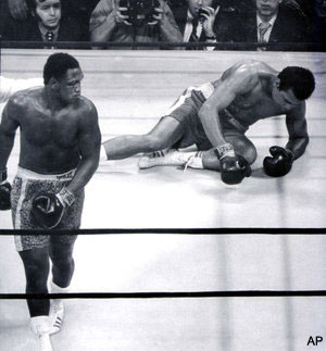 Joe Frazier has liver cancer Smokin_joe_frazier_loses_his_battle_against_liver_cancer_dead_at_