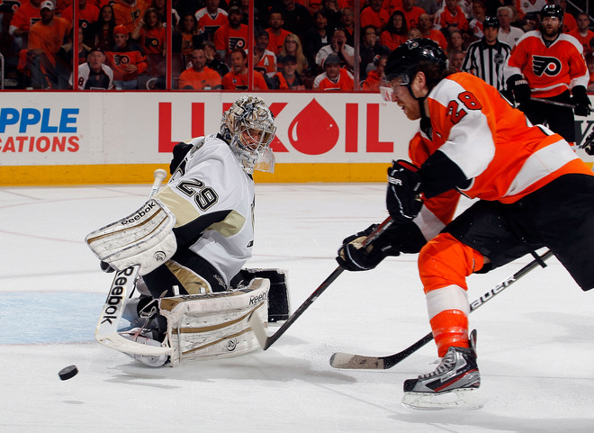 Flyers & L.A. move on to 2nd round; Bruins force Game 7 83477f324279b9cbab135929b1166be7-getty-143261980