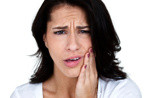 كيف تتغلب على آلام حساسية الأسنان؟ 147490622-jpg_064853