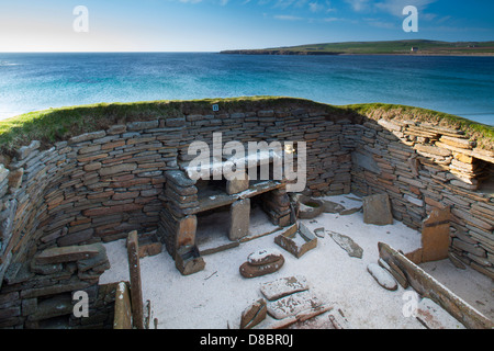 Megalithic Temples of the Orkneys and Shetlands, Scotland  Skara-brae-a-stone-built-neolithic-settlement-orkney-islands-scotaldn-d8br0j