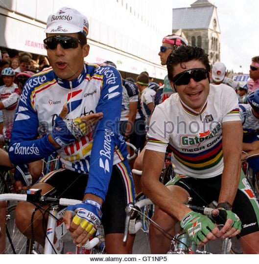Miguel Induráin - Modo Pro Cyclist - Carrera Profesional Spanish-miguel-indurain-l-jokes-with-italian-gianni-bugno-prior-the-gt1np5