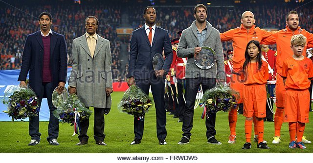 Hilo de la selección de Holanda Epa03471564-former-dutch-national-team-soccer-players-michael-reiziger-frwdw5