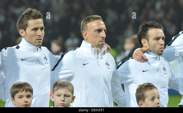 ¿Cuánto mide Mathieu Valbuena? - Altura - Real height Frances-yohan-cabaye-l-r-franck-ribery-and-mathieu-valbuena-listen-d6h391