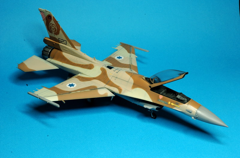 F16C Fighting Falcon block 40 "Barak" [Kinetic] 1/48 - Page 2 DSC_4220