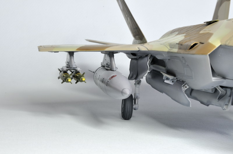 F-35A "Adir" [1/48 Kitty Hawk] - Page 3 _DSC2304