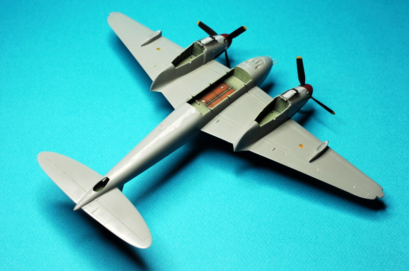 [Hasegawa] De Havilland Mosquito  1/72 DSC_8172