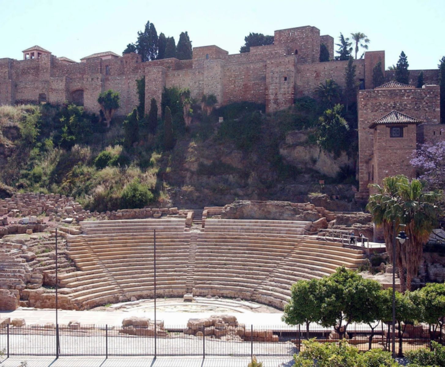 TIRAME LOS VASOS VIEJOS Alcazaba-malaga