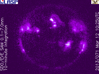 Seguimiento y monitoreo de la actividad solar - Página 5 SAM_2013071_1020_10m