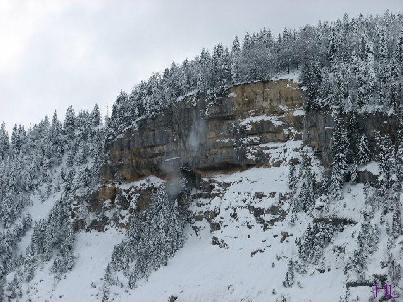 Dimanche de neige dans la vallée de la Valserine - 7 février 2010 0006