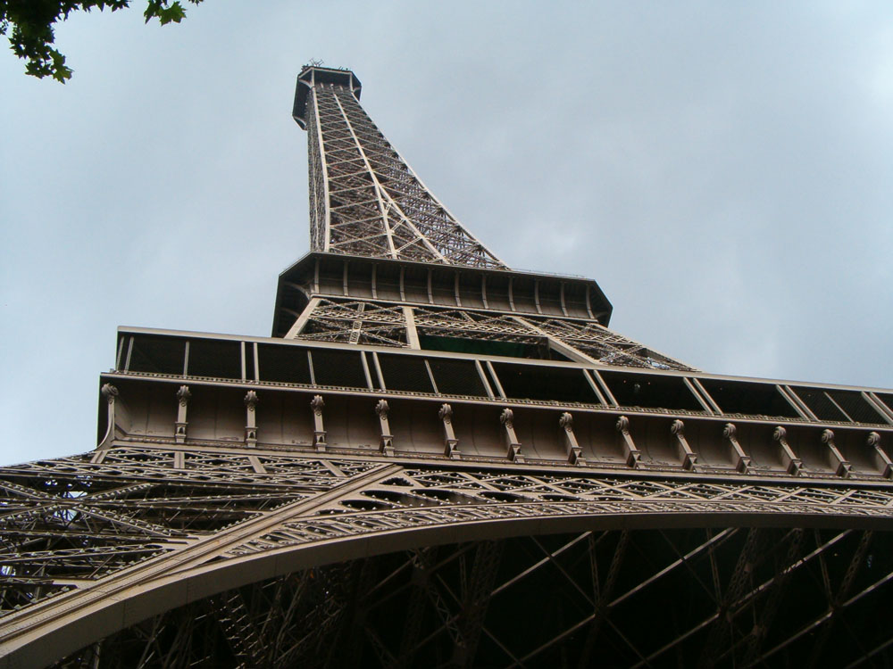 La Torre Eiffel esconde un secreto en lo más alto: el apartamento que diseñó su creador para él Eiffel3