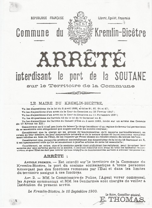 Les questions que je me pose à propos de la Burqa et du niqab ARRETE_KREMLIN_BICTRE1900-2-46fa2