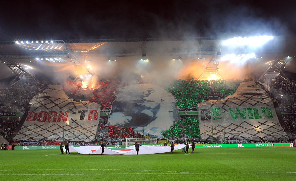 Mouvement en Pologne  11arka1_f24