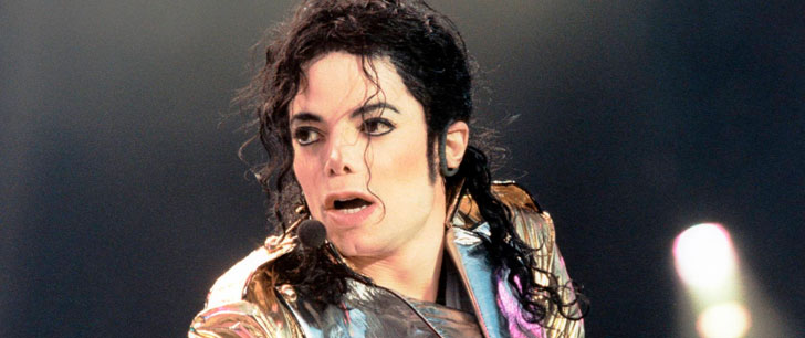 Le saviez-vous ? Michael Jackson a raté un rendez-vous le 11 septembre 2001 au World Trade Center parce qu’il a fait la grasse matinée ! Michael-jackson