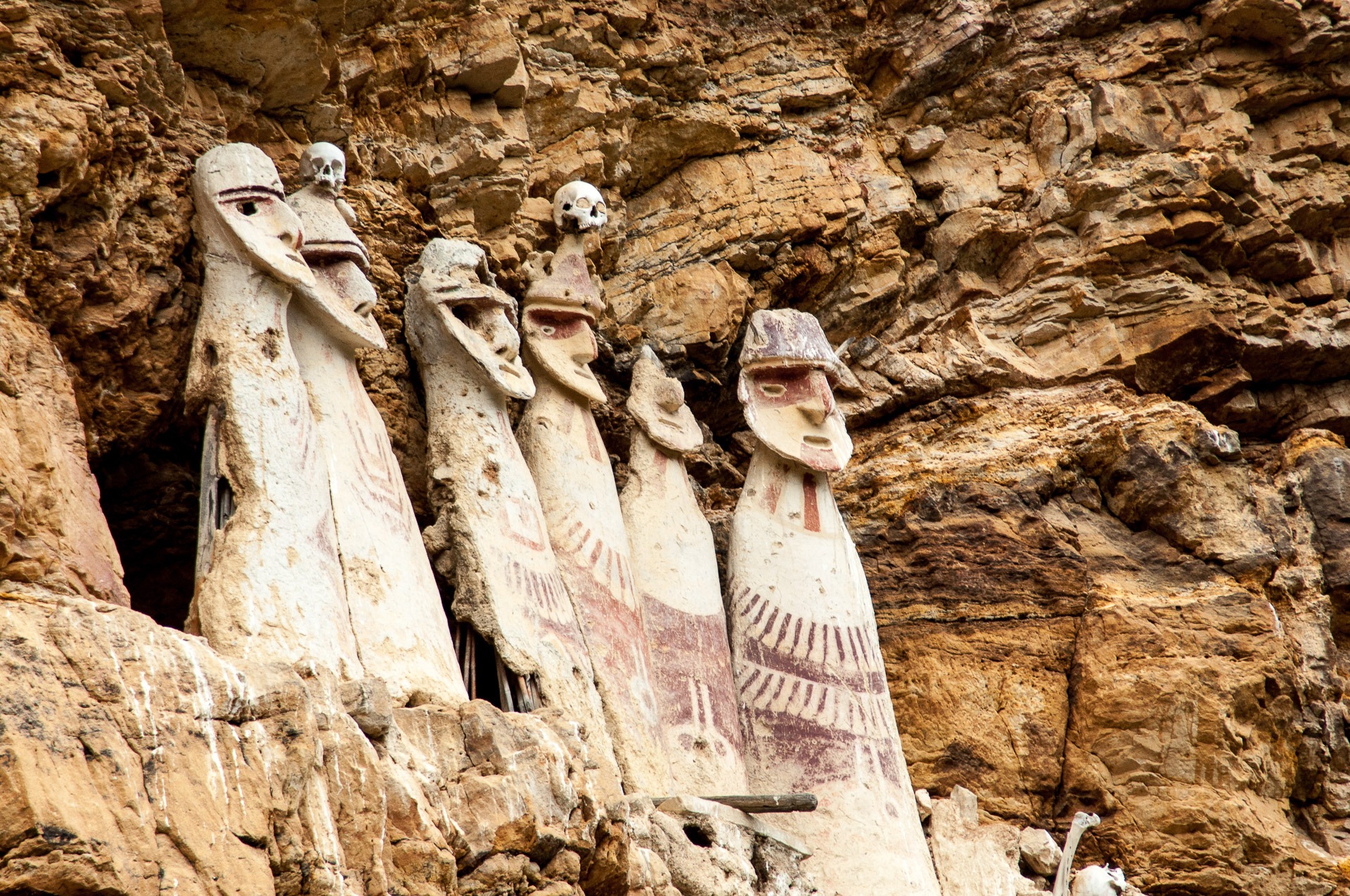 Site peut-être découvert par les carthaginois et les celtibères Chachapoyas-sarcophages