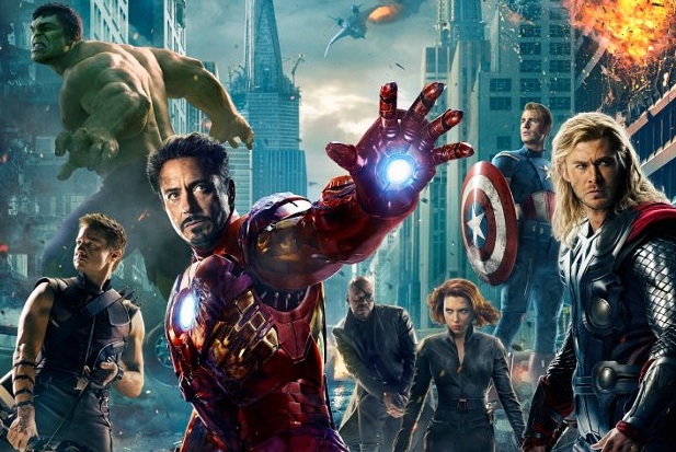 [TEMP 6] CLASH OF COMICBOOK MOVIES AND SERIES - Página 6 Affiche-avengers-poster-film-Copie