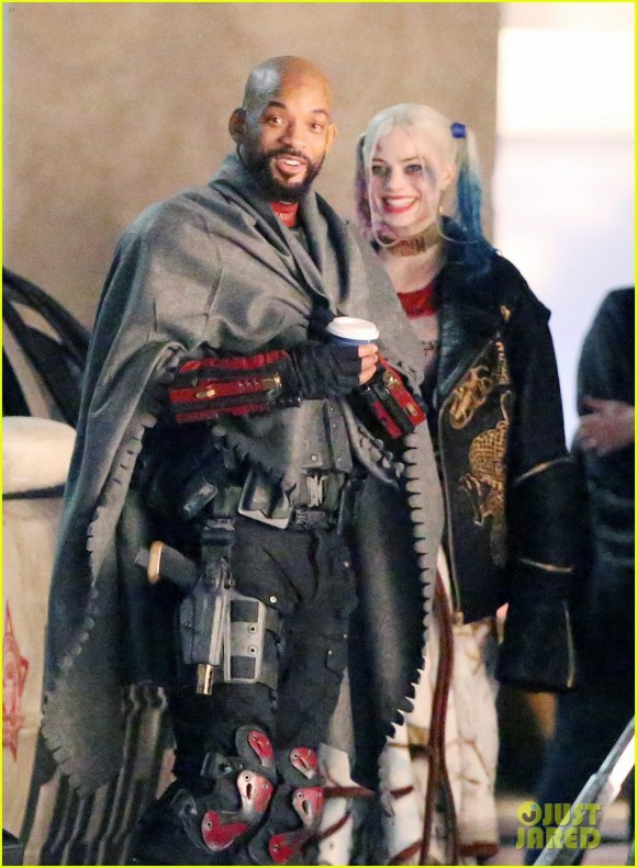 [Warner Bros - DC Comics] Suicide Squad (3 Août 2016) - Page 2 Suicide-squad-harley-quinn-film-smiling-580x791