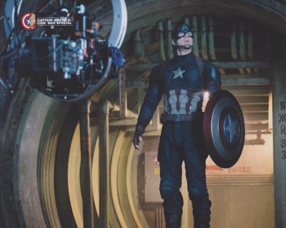 Franchise Marvel/Disney #3 - Page 3 Captain-america-shield-shooting-civilwar-580x463