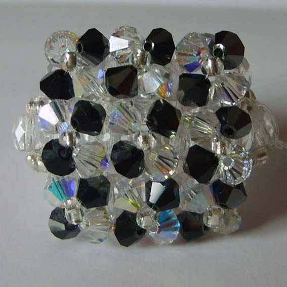 Galerie photos Bague%20damier%20noire%20et%20blanche