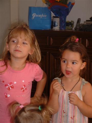 Joyeux Anniversaire Alexandra et Sabrina Alex%20(2)