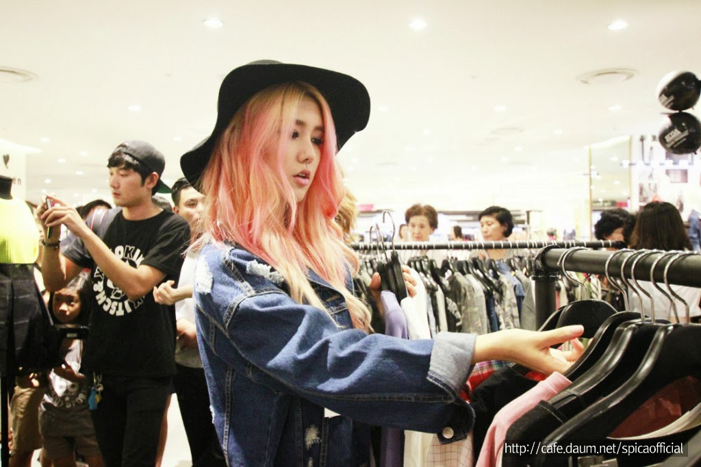 [SPICA][Pics][23.08.13] Lotte Jamsil Store Stylenanda Opening Ceremony Tumblr_mrzmww2CHG1rr01n9o4_1280