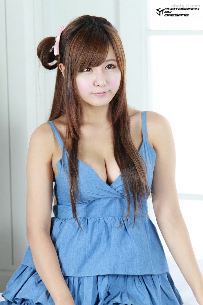 Ryu Ji Hye in Blue Ohotgirl_Ryu-Ji-Hye-in-Blue-06