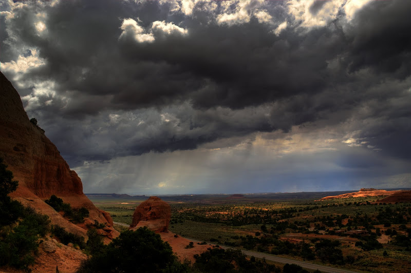 Stormy weather at Wilson arch - Utah + Ajouts 31juil.2010_1794-hdr