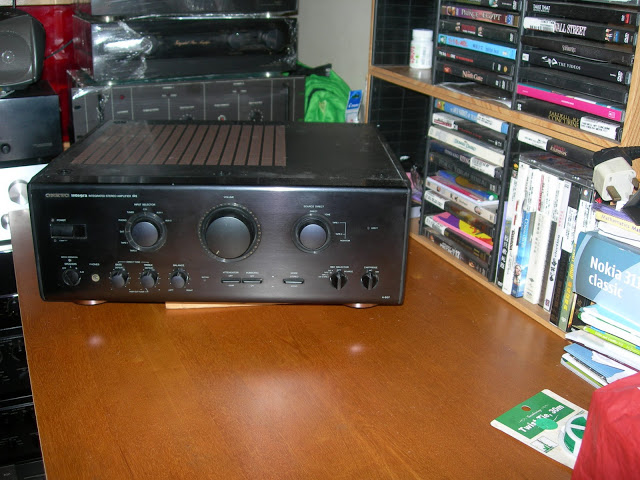 ONKYO INTEGRA A-807 Int Stereo Amp (Used)- SOLD DSCN1637