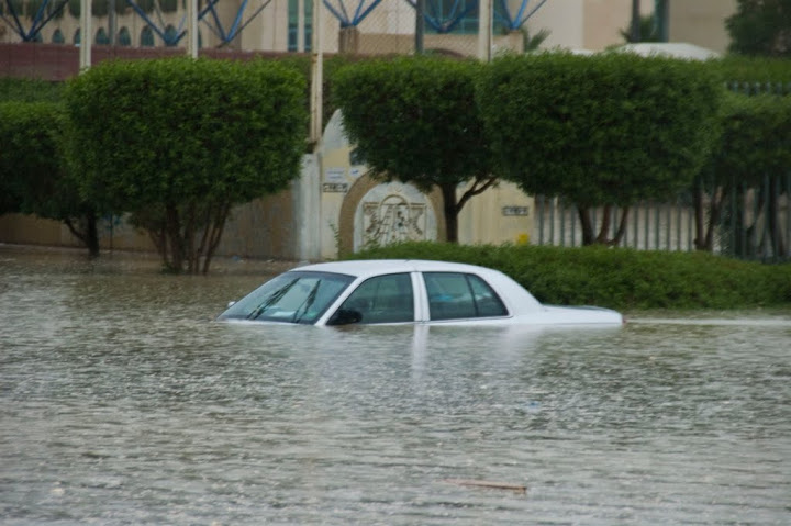 والي 50 صورة متميزة لسيول وغرق مدينة الرياض بالسعوديه DSC_1687s