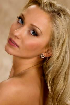 Miss Russia 2006 Anna Litvinova passed away Anna%20Litvinova