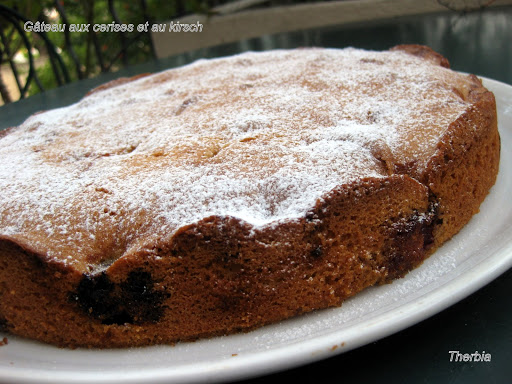 gateau - gateau aux cerises et Kirsch . IMG_0193