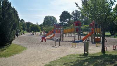 Aire de jeux - Le Parc de Sainte-Radegonde - Tours Nord Parc%20sainte%20radegonde%2013%20aout%2009%20029