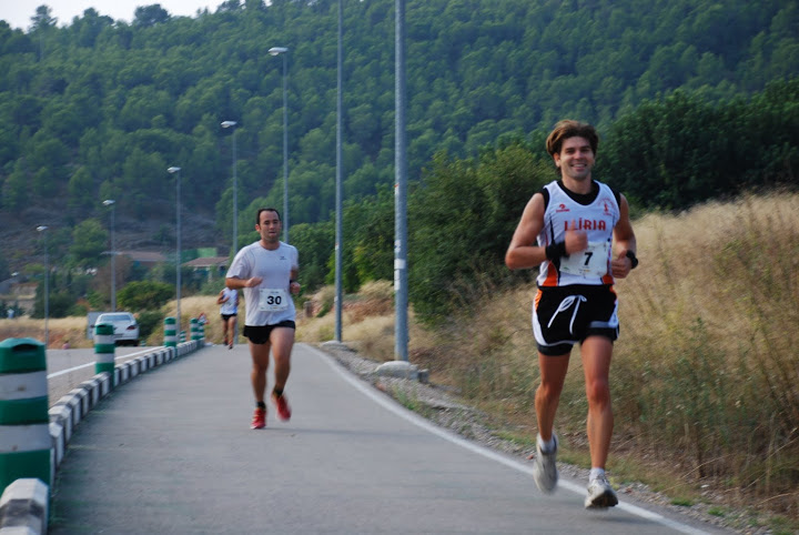 Vº carrera de los árboles y castillos, camp del Turia 2010 - Página 4 DSC_0177