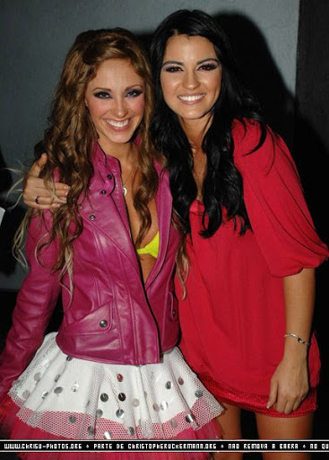 Portirroni( Anahi y  Maite) Anahymaite7yw7bs6