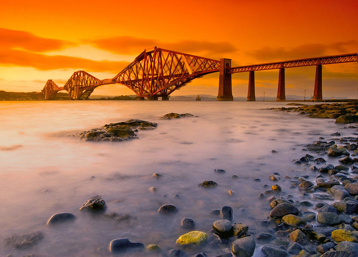 Urat me interesante ne bote 800px-Forthrailbridgefromsouthqueensferry