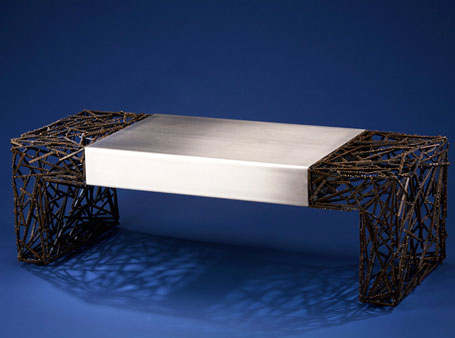 ترابيزات مبتكرة حديثة Creative-tables-steel-bronze-1