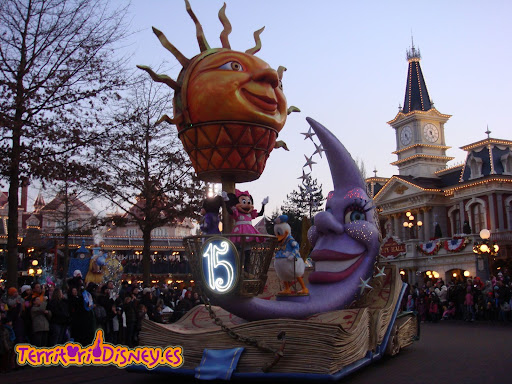 DISNEY'S ONCE UPON A DREAM PARADE (MAIN STREET U.S.A.) DSC01211