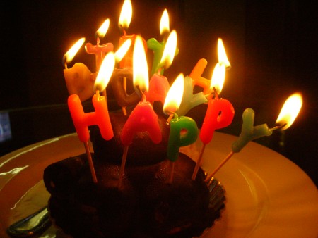 HAPPY BIRTHDAY Trieuphat, Spymen, Unite, Sukie, iloverain, pecute Birthday-cake