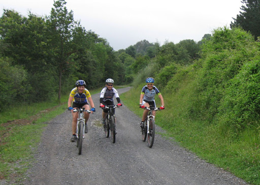 10-07-2010 RUTA MINERA. LA ARBOLEDA (Bizkaia) 55%2Clas%20chicas%20en%20viaverde