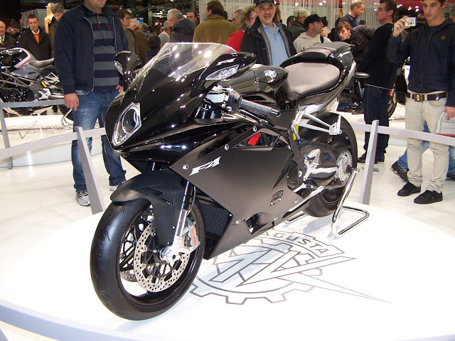 EICMA NON SOLO GUZZI 100_3533