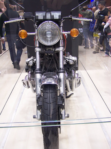 EICMA NON SOLO GUZZI 100_3548