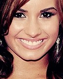 □ Λvataяes Demi Lovato So%20%285%29