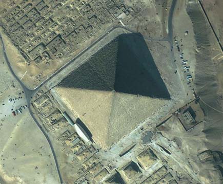 صور من Google Earth Ig21_above_pyramid_egypt_02