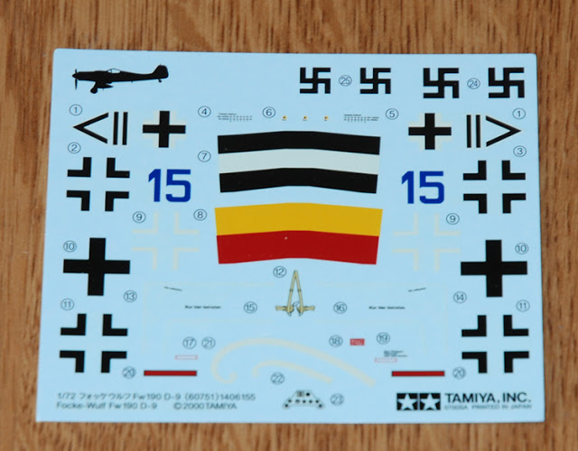 [Concours pinceaux] Focke Wulf 190D-9 [tamiya] 1/72 PLANCHEDECALS1