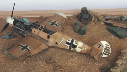 [MC0 - Tout Ouvert] Messerschmitt Bf109F/trop [amodel] 1/72 - Page 4 FINI2