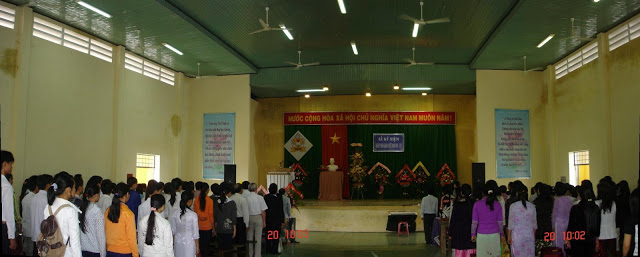 Hoạt động ở trường Nhân ngày 20 -11 - 2010 DSC04219