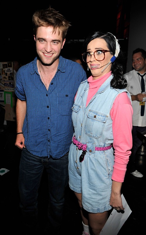 Teen Choice Awards 2010 Robert-pattinson-080810-2