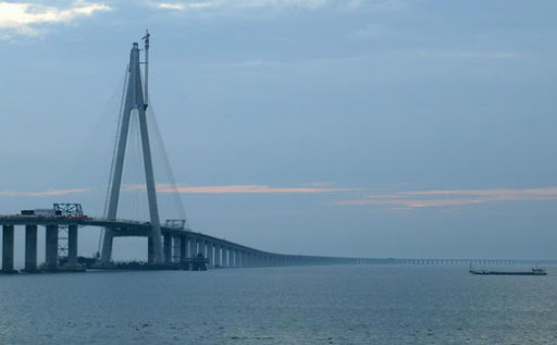 Jembatan terpanjang di dunia Article_large_contactbridge