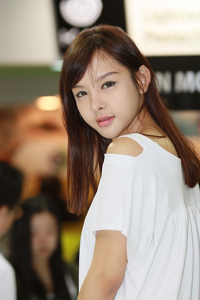 Jeon Yoo Hyun Photo-Imaging-2011-Jeon-Yoo-Hyun-2