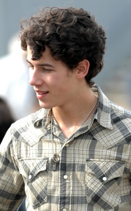 Nick Jonas Lanza "Who I Am" con sus Fans! [Fotos] Nickjonas-album-fans-BDLT-3